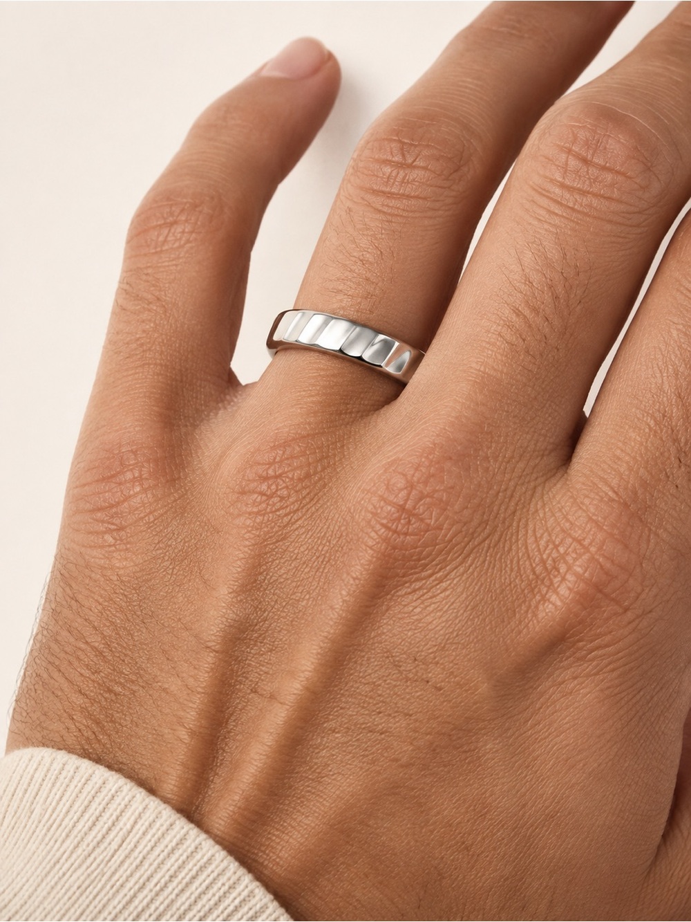925 Sterling Silver Spinner Ring Diamond Cut Fidget Worry Band Unisex